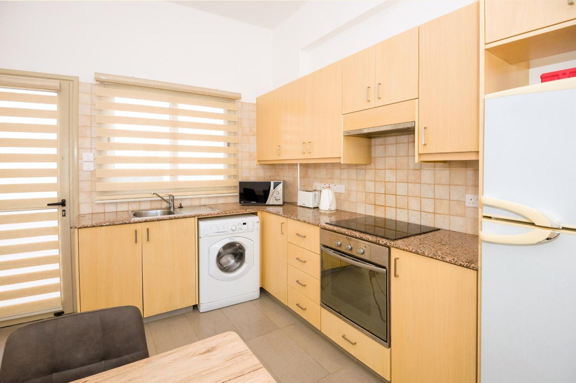 Bowker Apartment 普罗塔拉斯 外观 照片
